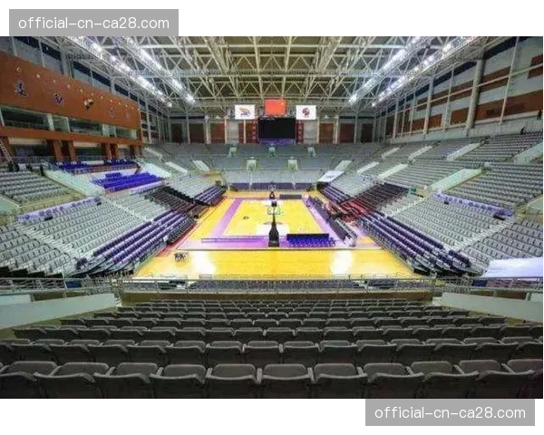 “沈阳辽宁体育馆启用全新智能照明系统，可根据比赛节奏变换光影效果”